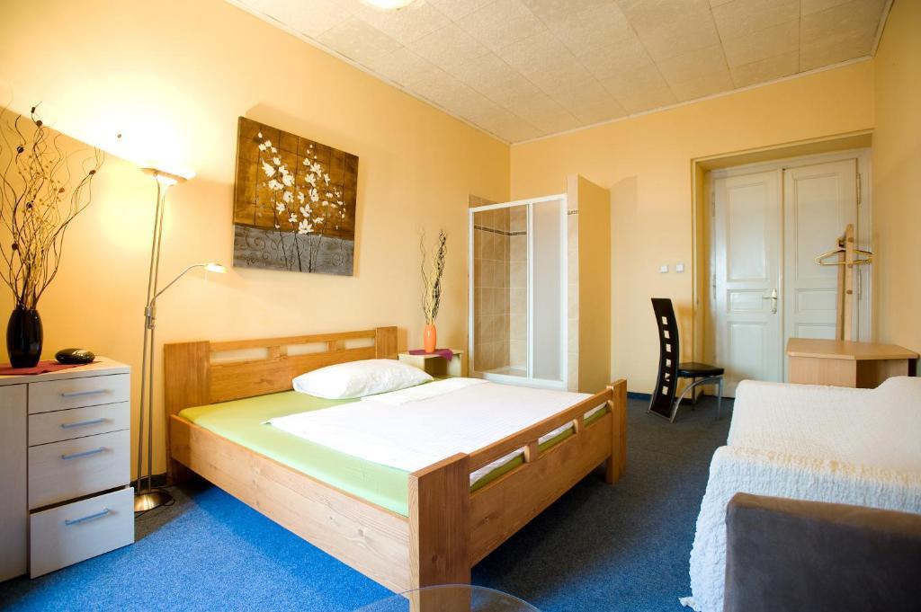 Club Hotel Praha Room photo